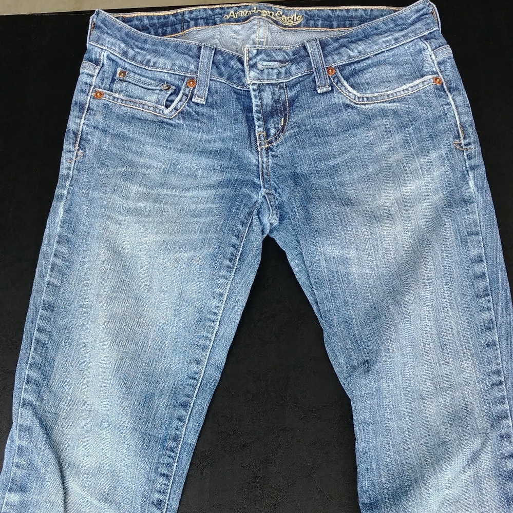 Women's American Eagle Jeans